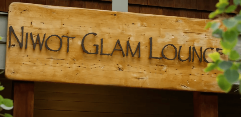 Niwot Glam Lounge